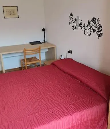 Apartment Comodo Al Campus Licei E Faber Box.