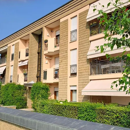 Apartment Comodo Al Campus Licei E Faber Box. Schio