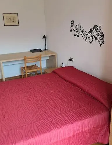 Apartament Comodo Al Campus Licei E Faber Box.