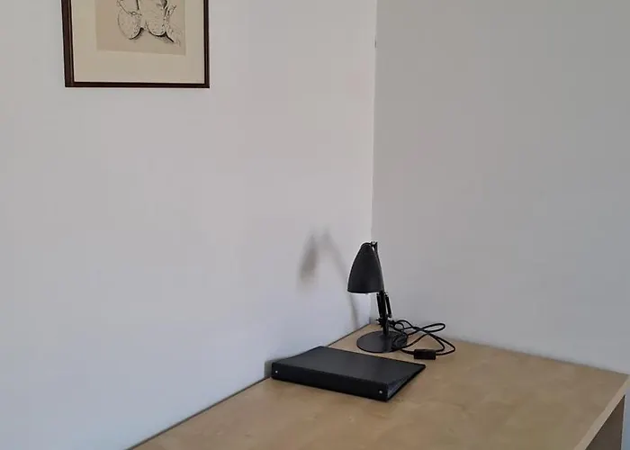 Comodo Al Campus Licei E Faber Box. Apartamento